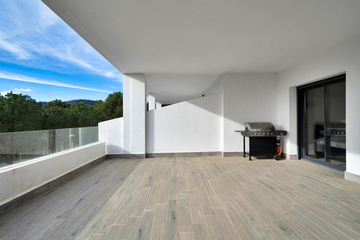 Appartement te koop in Estepona | 2 slaapkamers H5289868