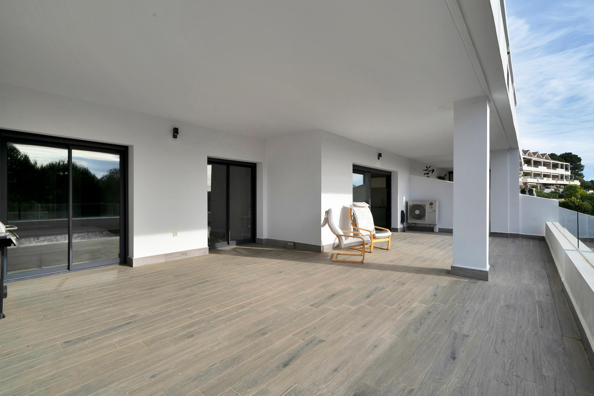 Appartement te koop in Estepona | 2 slaapkamers H5289868