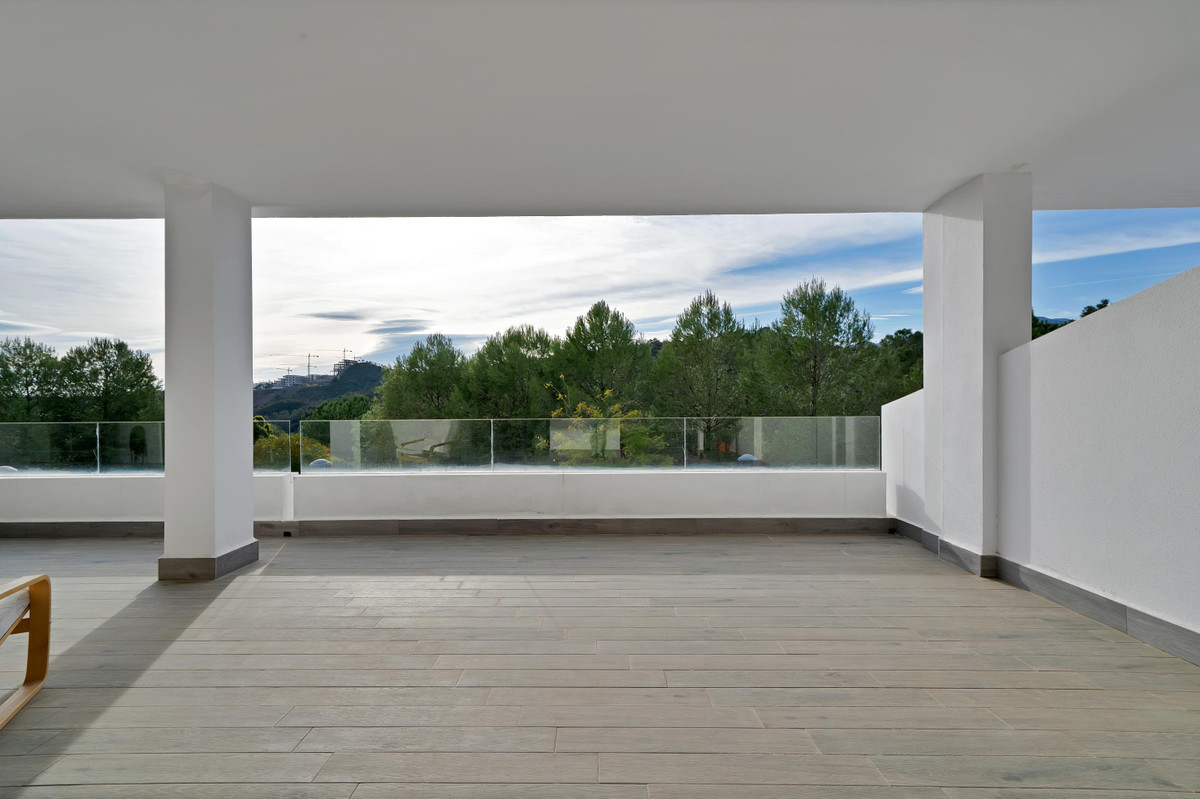 Appartement te koop in Estepona | 2 slaapkamers H5289868