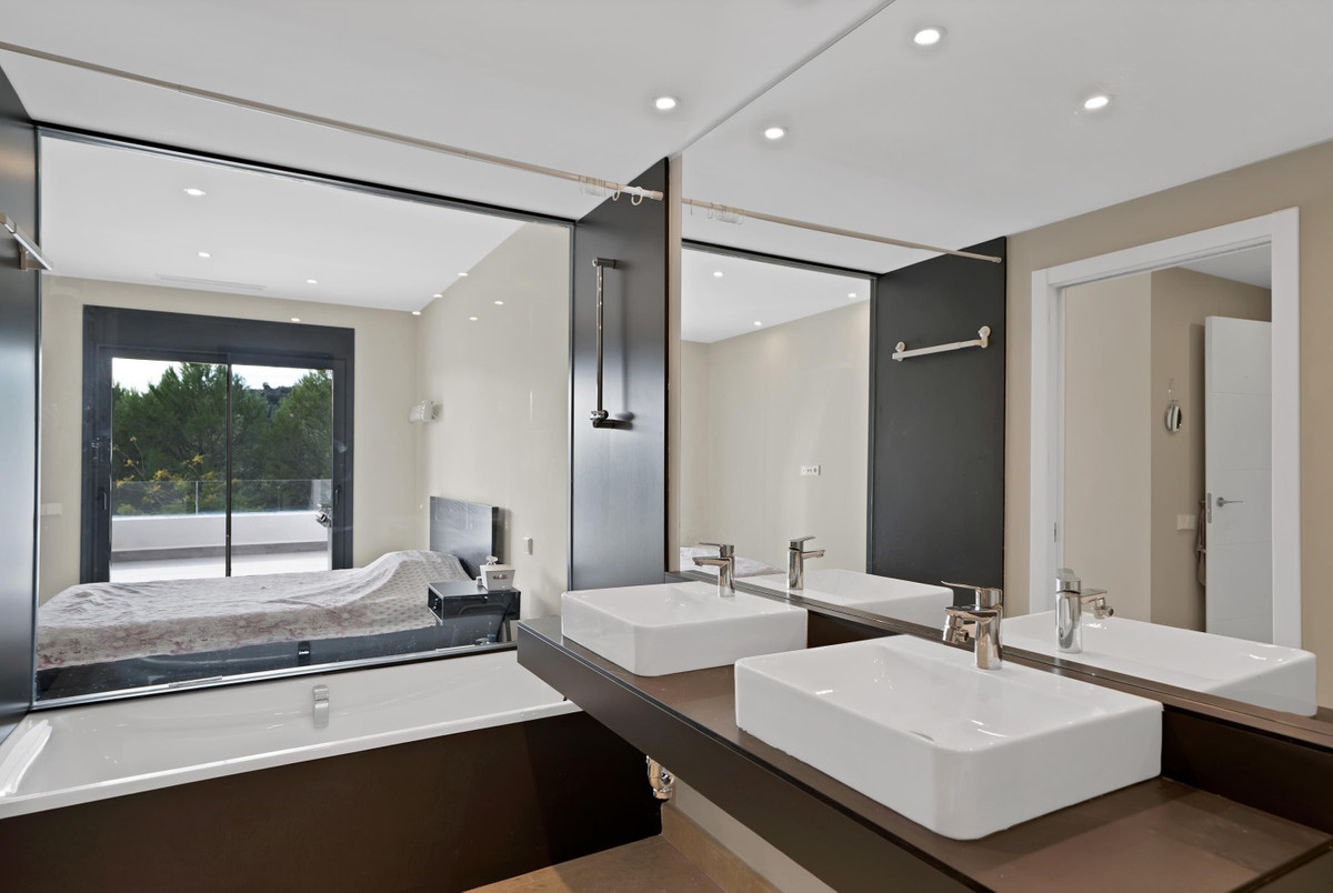 Appartement te koop in Estepona | 2 slaapkamers H5289868