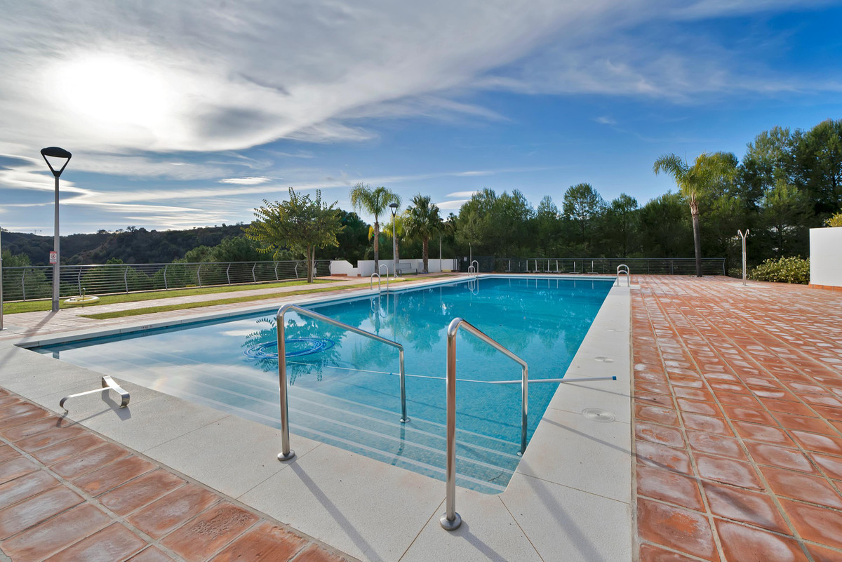 Appartement te koop in Estepona | 2 slaapkamers H5289868