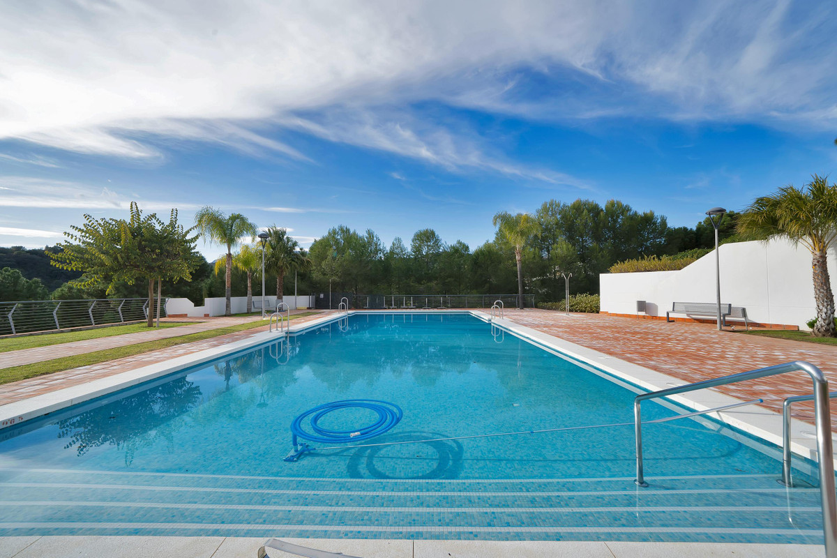 Appartement te koop in Estepona | 2 slaapkamers H5289868