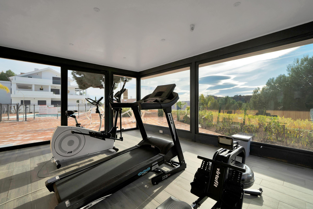 Appartement te koop in Estepona | 2 slaapkamers H5289868