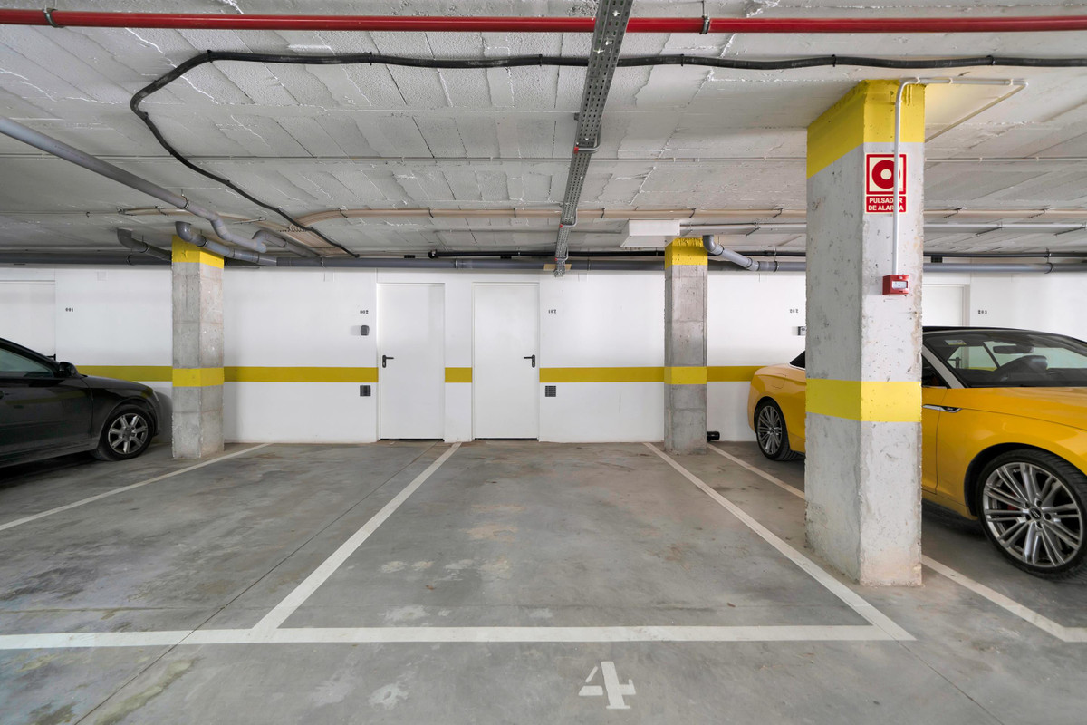 Appartement te koop in Estepona | 2 slaapkamers H5289868