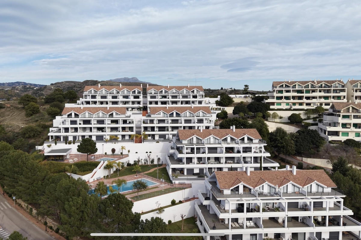 Appartement te koop in Estepona | 2 slaapkamers H5289868