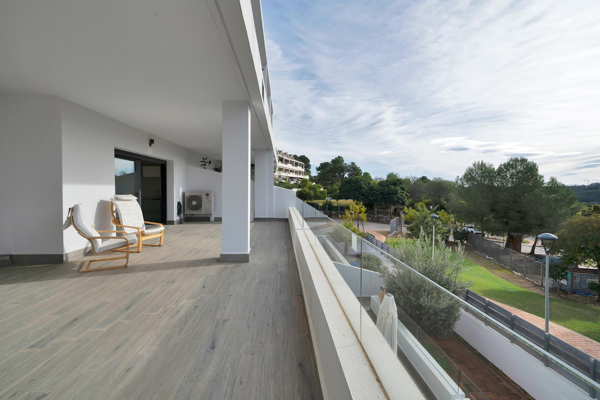 Appartement te koop in Estepona | 2 slaapkamers H5289868