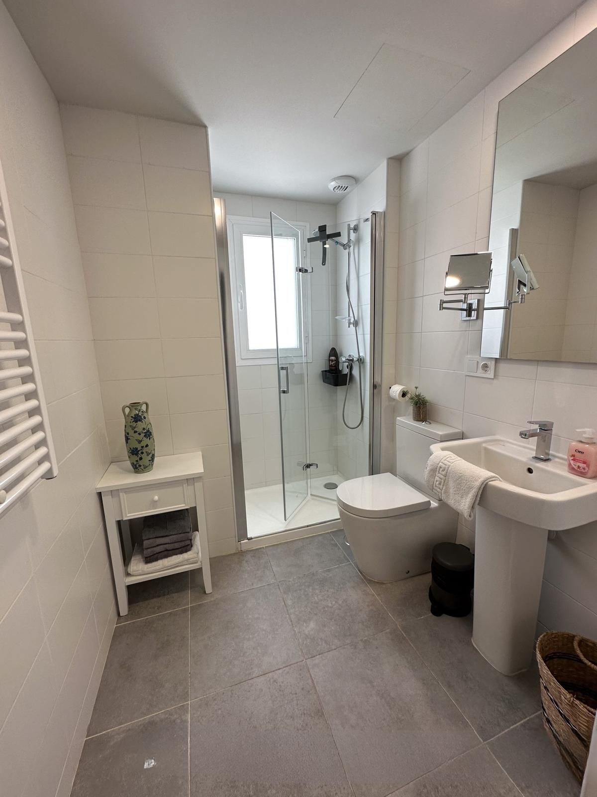 Penthouse te koop in Estepona | 3 slaapkamers H5291479