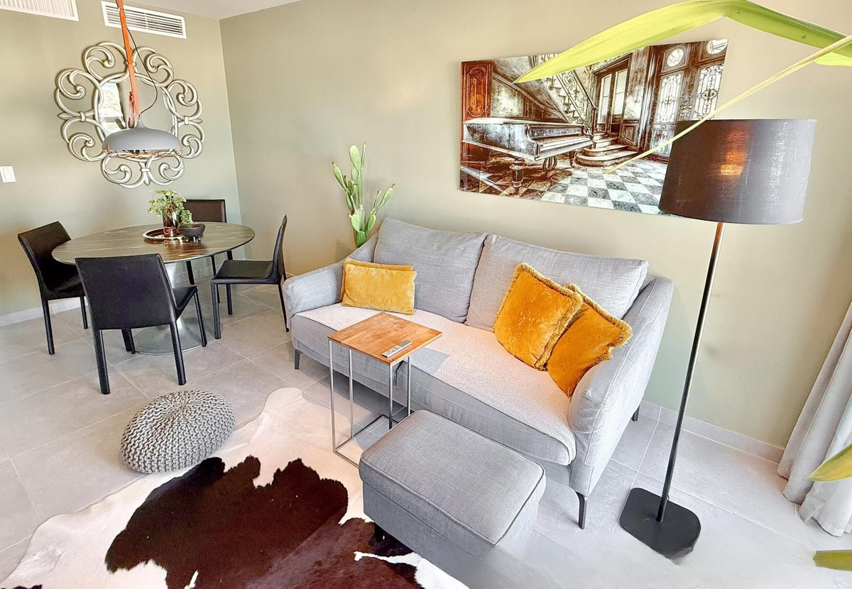 Penthouse te koop in Estepona | 3 slaapkamers H5291479