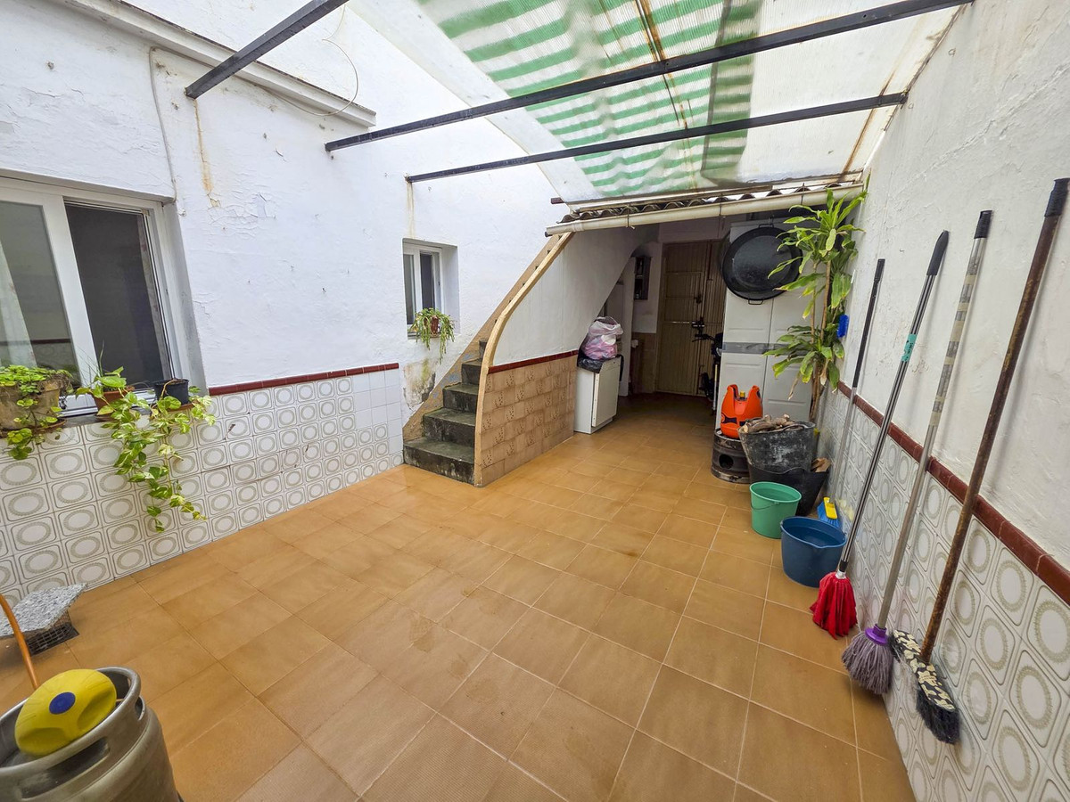 Appartement te koop in Estepona | 5 slaapkamers H5292175