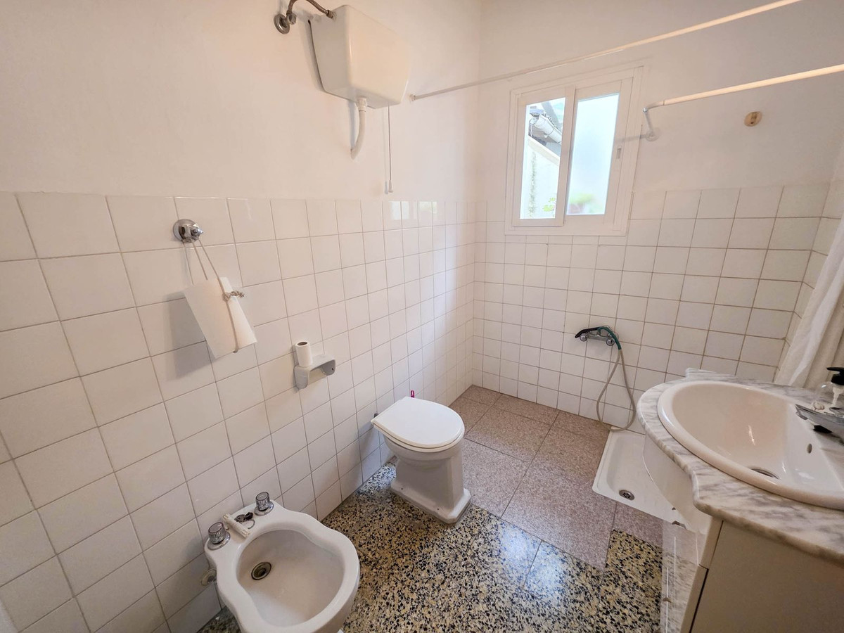 Appartement te koop in Estepona | 5 slaapkamers H5292175