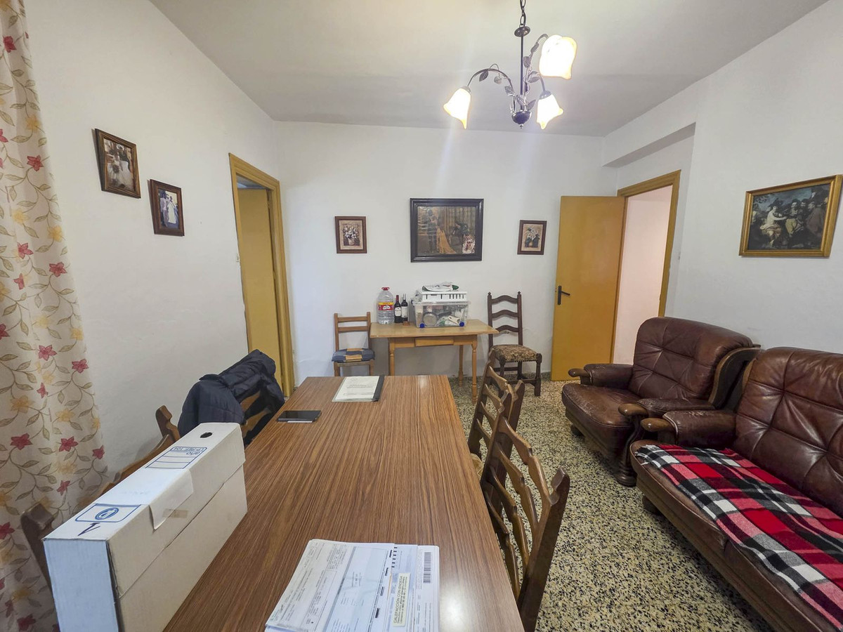 Appartement te koop in Estepona | 5 slaapkamers H5292175