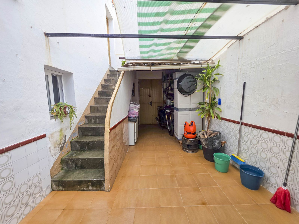 Appartement te koop in Estepona | 5 slaapkamers H5292175