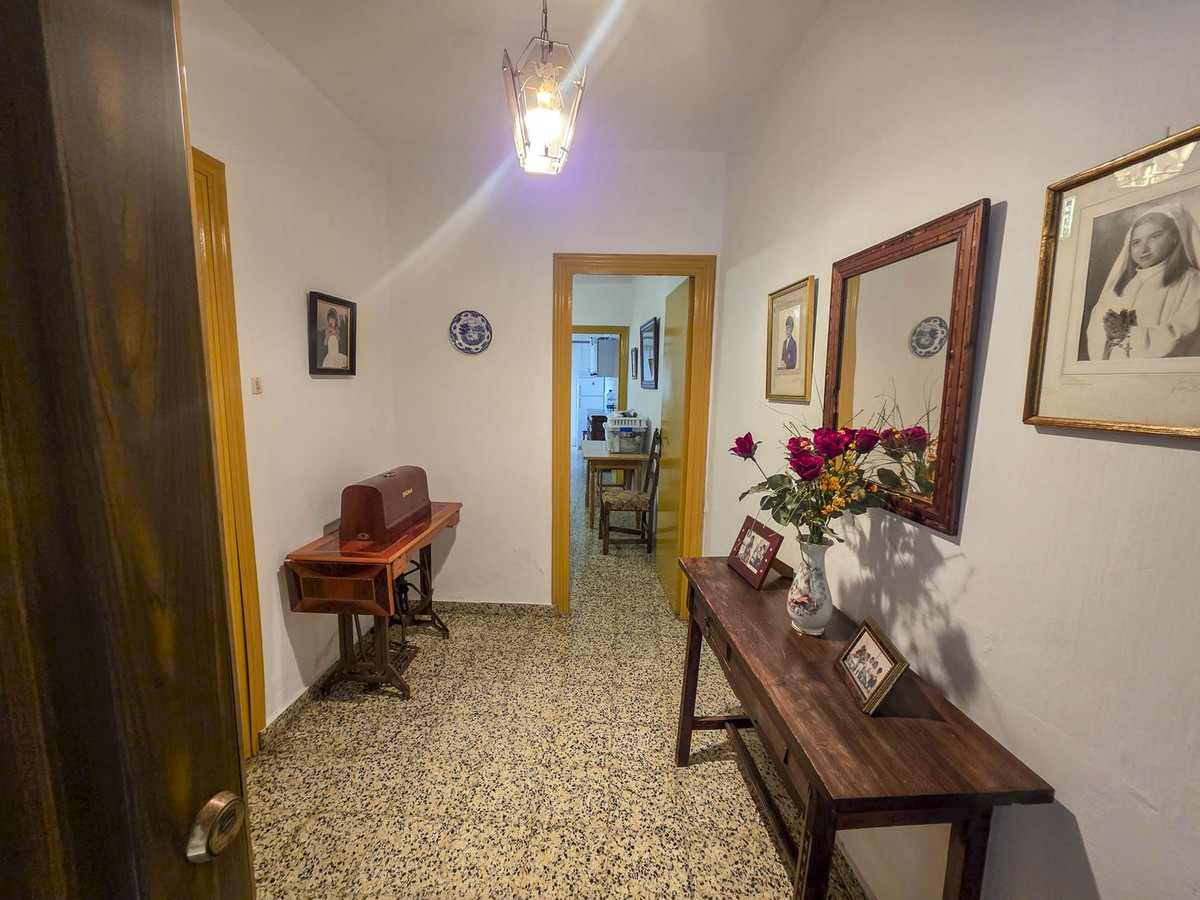 Appartement te koop in Estepona | 5 slaapkamers H5292175