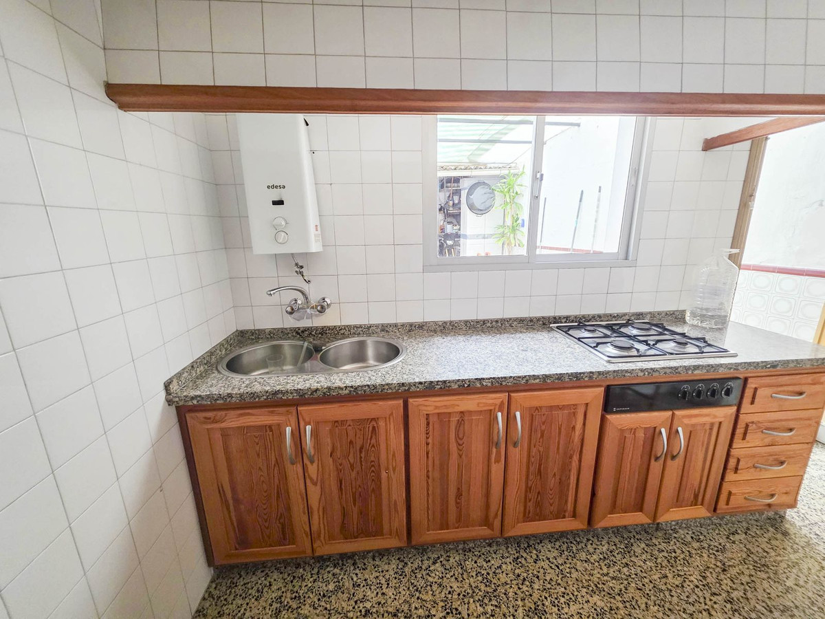 Appartement te koop in Estepona | 5 slaapkamers H5292175