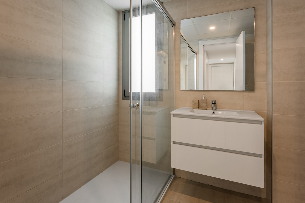 Appartement te koop in Estepona | 3 slaapkamers H5292364