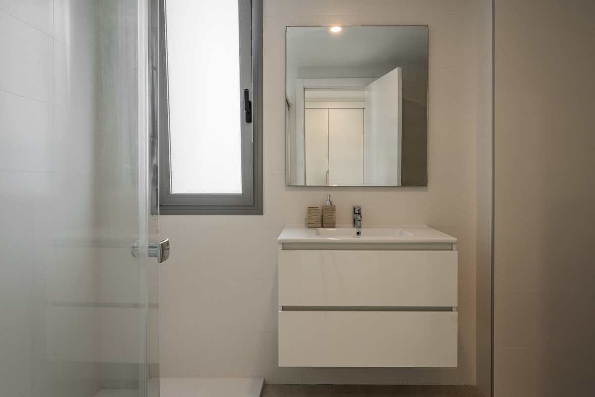 Appartement te koop in Estepona | 3 slaapkamers H5292364