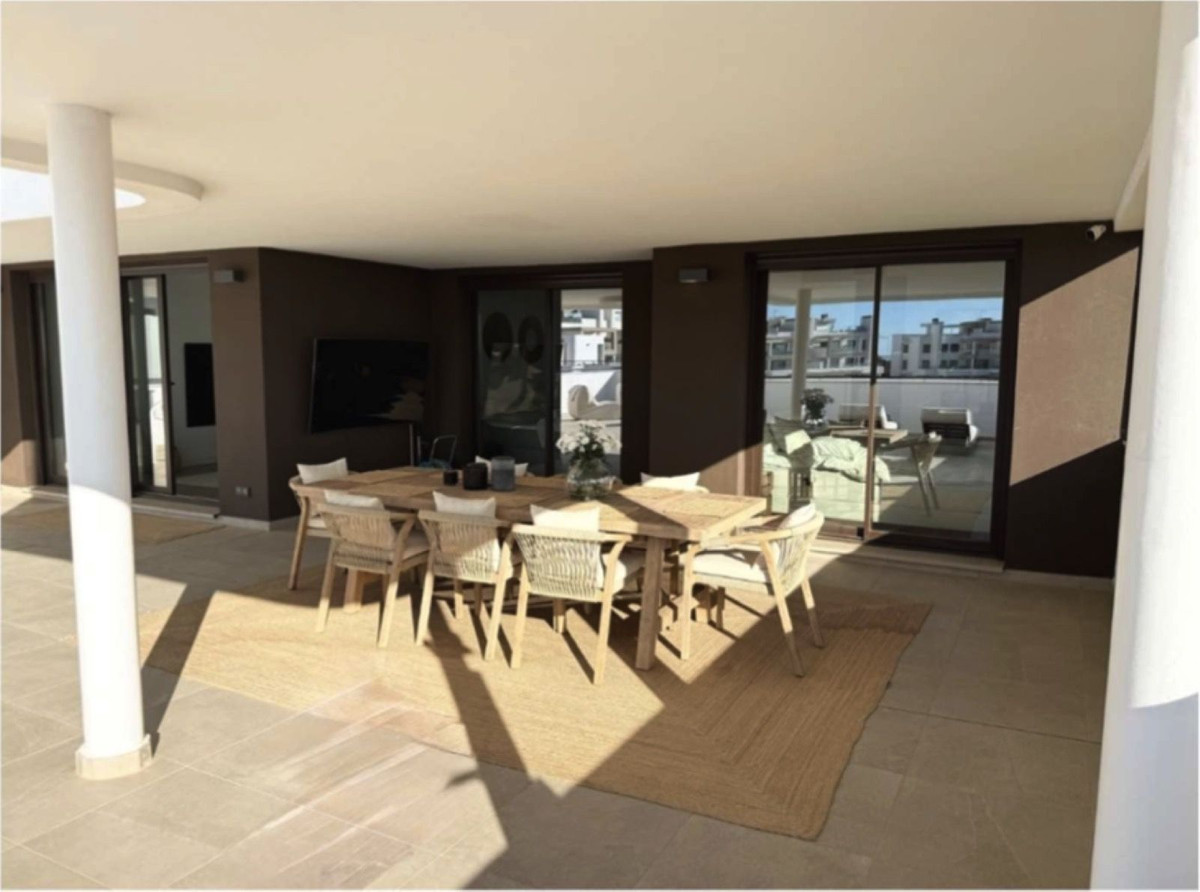 Appartement te koop in Estepona | 3 slaapkamers H5292859