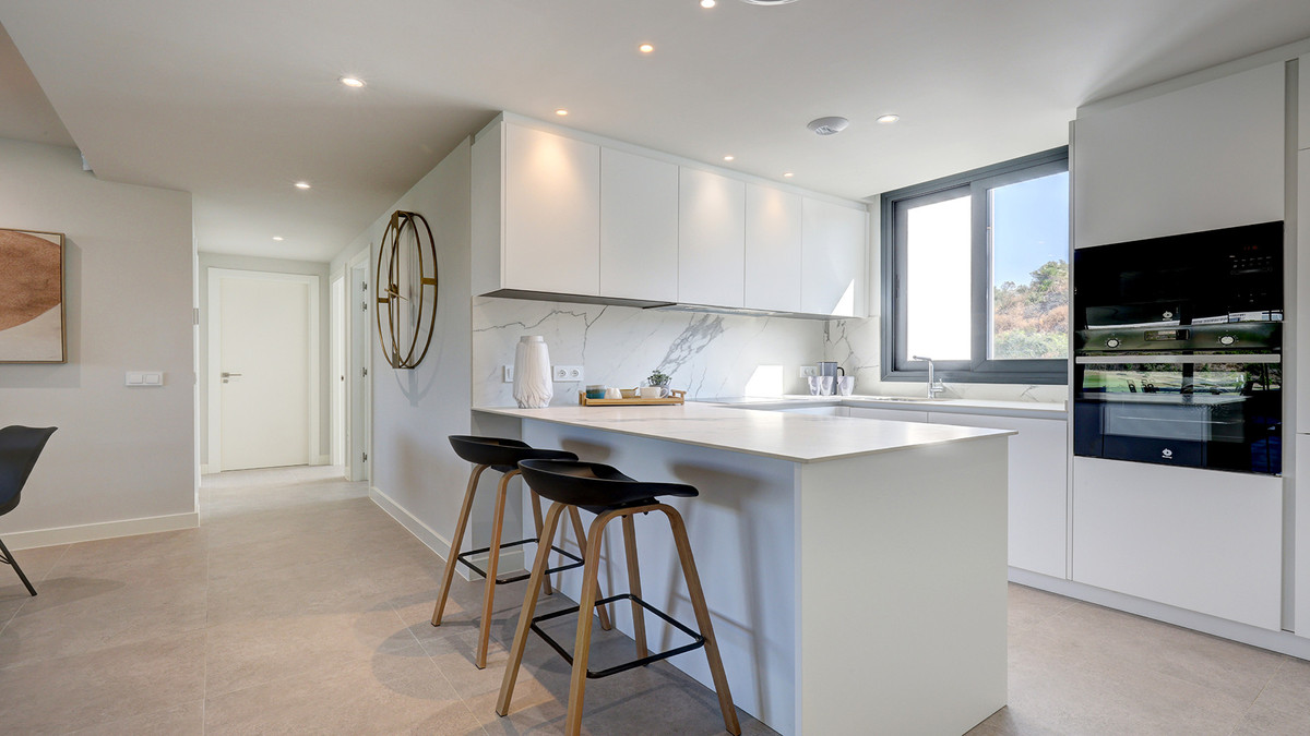 Penthouse te koop in Estepona | 3 slaapkamers H5293504