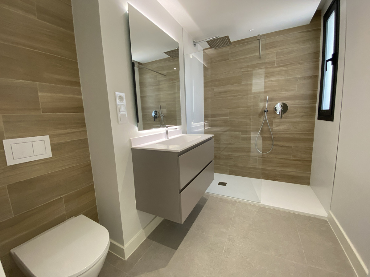 Penthouse te koop in Estepona | 3 slaapkamers H5293504