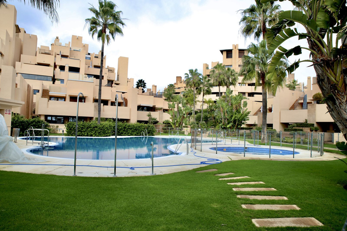 Appartement te koop in Estepona | 1 slaapkamers H5293543