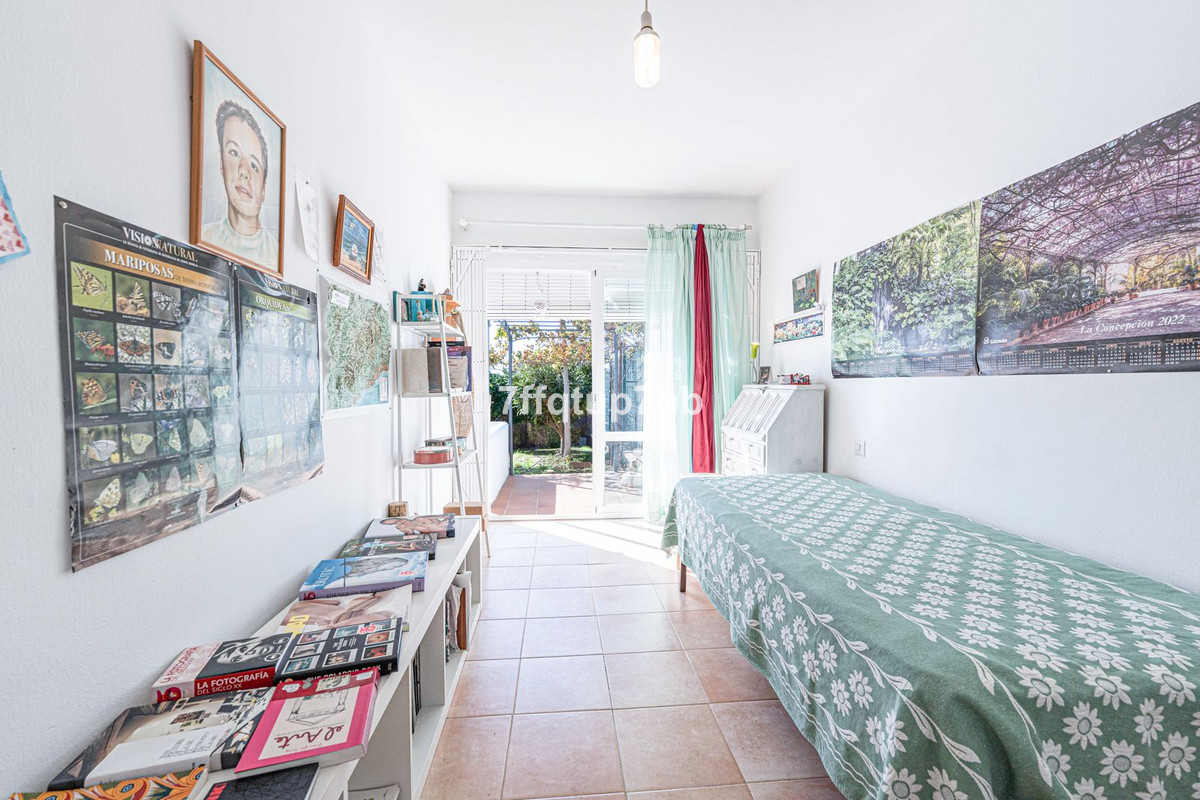 Appartement te koop in Estepona | 4 slaapkamers H5293558