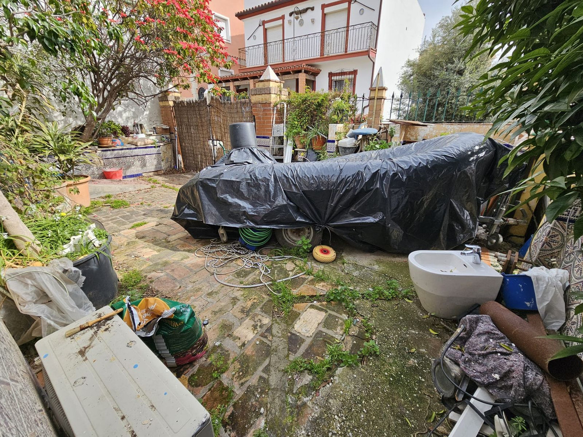 Huis te koop in Estepona | 5 slaapkamers H5294053