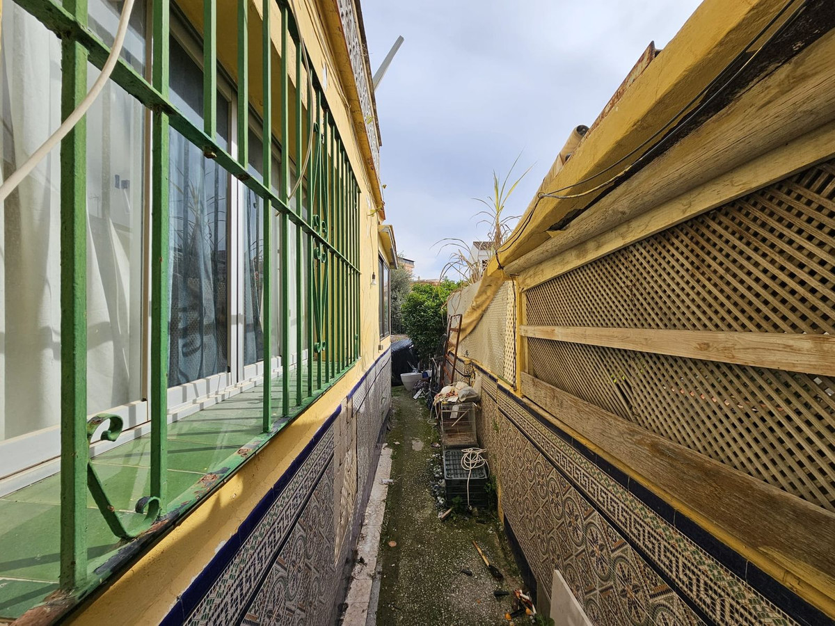 Huis te koop in Estepona | 5 slaapkamers H5294053