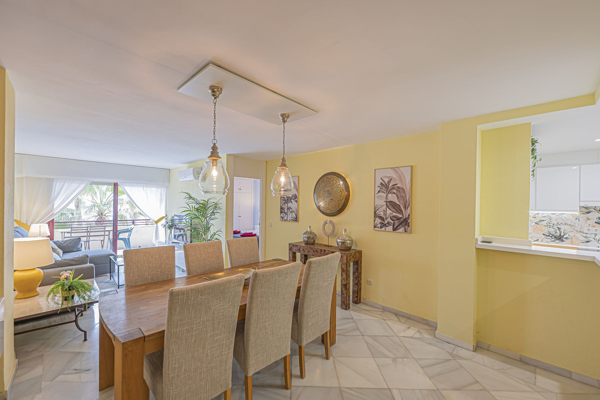 Appartement te koop in Estepona | 2 slaapkamers H5294080