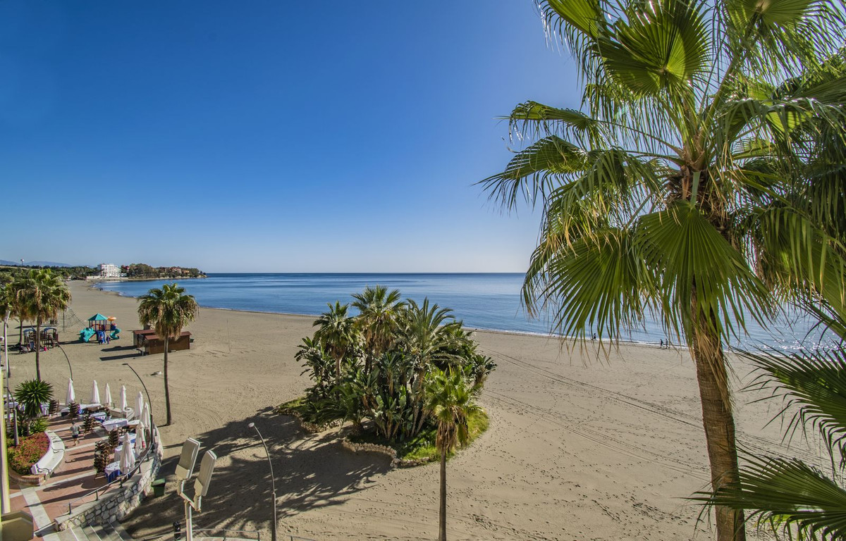 Appartement te koop in Estepona | 2 slaapkamers H5294080