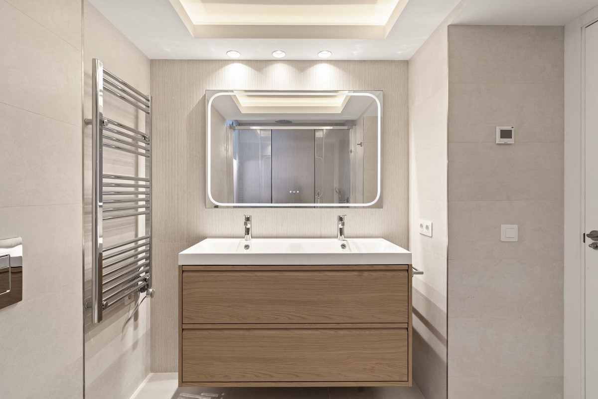 Huis te koop in Estepona | 2 slaapkamers H5294584