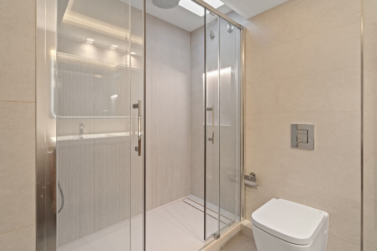 Huis te koop in Estepona | 2 slaapkamers H5294584