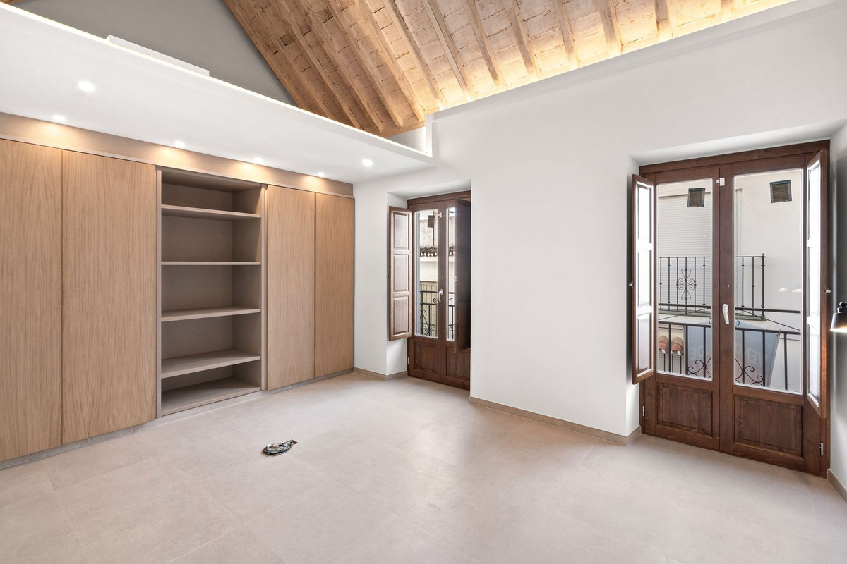 Huis te koop in Estepona | 2 slaapkamers H5294584