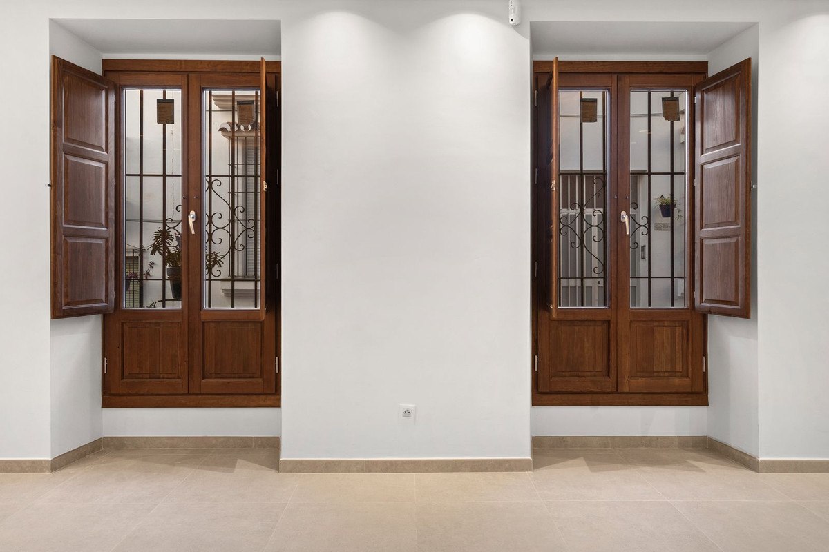 Huis te koop in Estepona | 2 slaapkamers H5294584