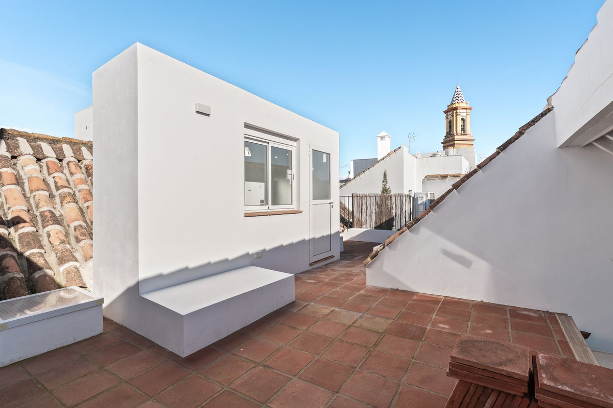 Huis te koop in Estepona | 2 slaapkamers H5294584