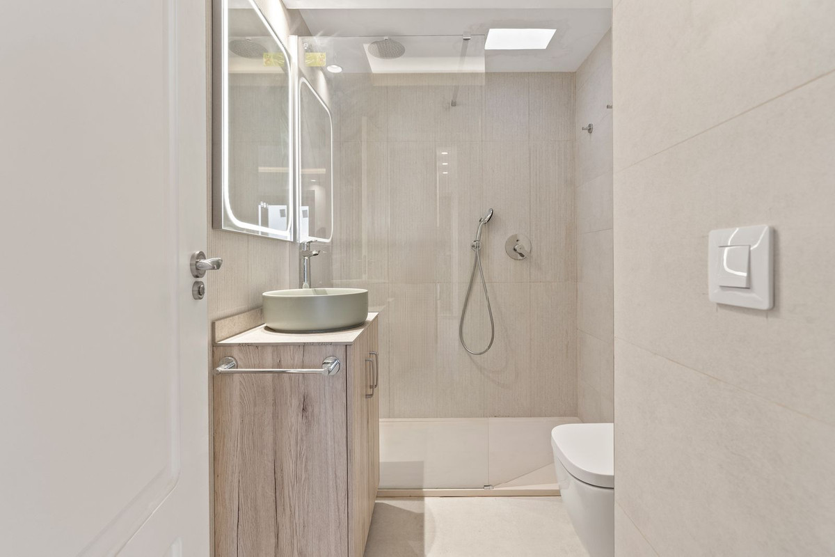 Huis te koop in Estepona | 2 slaapkamers H5294584