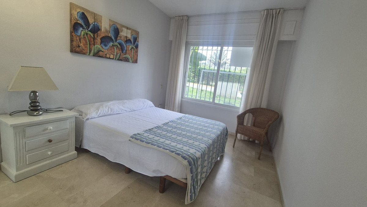 Appartement te koop in Estepona | 3 slaapkamers H5294785