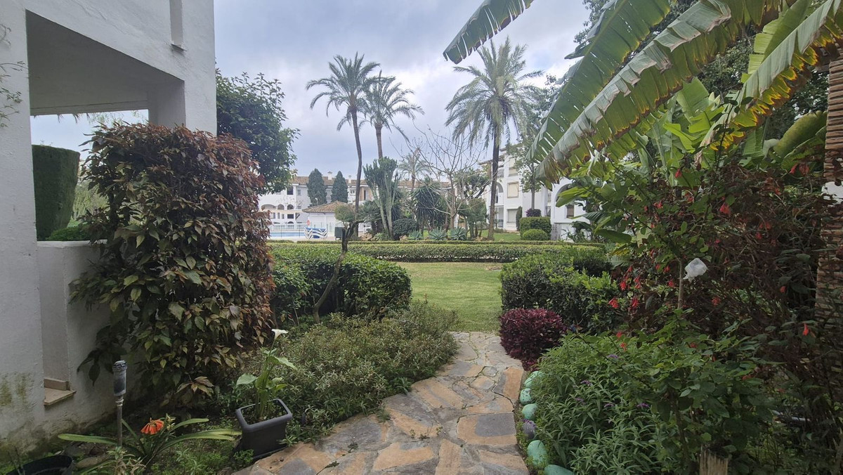 Appartement te koop in Estepona | 3 slaapkamers H5294785