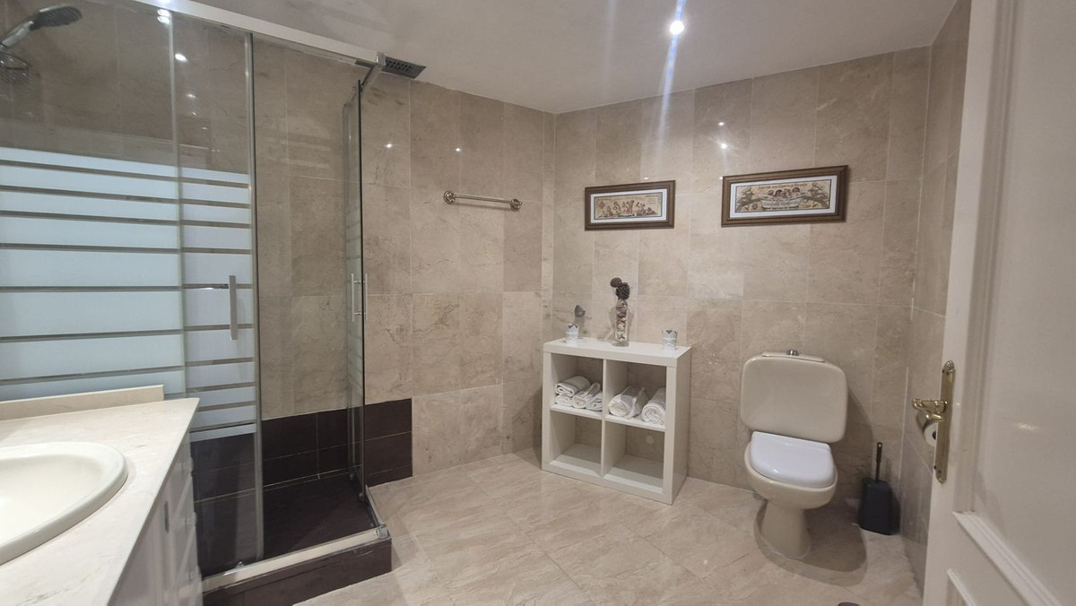 Appartement te koop in Estepona | 3 slaapkamers H5294785