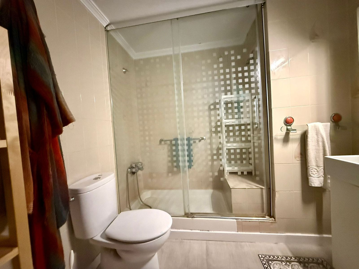 Appartement te koop in Estepona | 4 slaapkamers H5294788