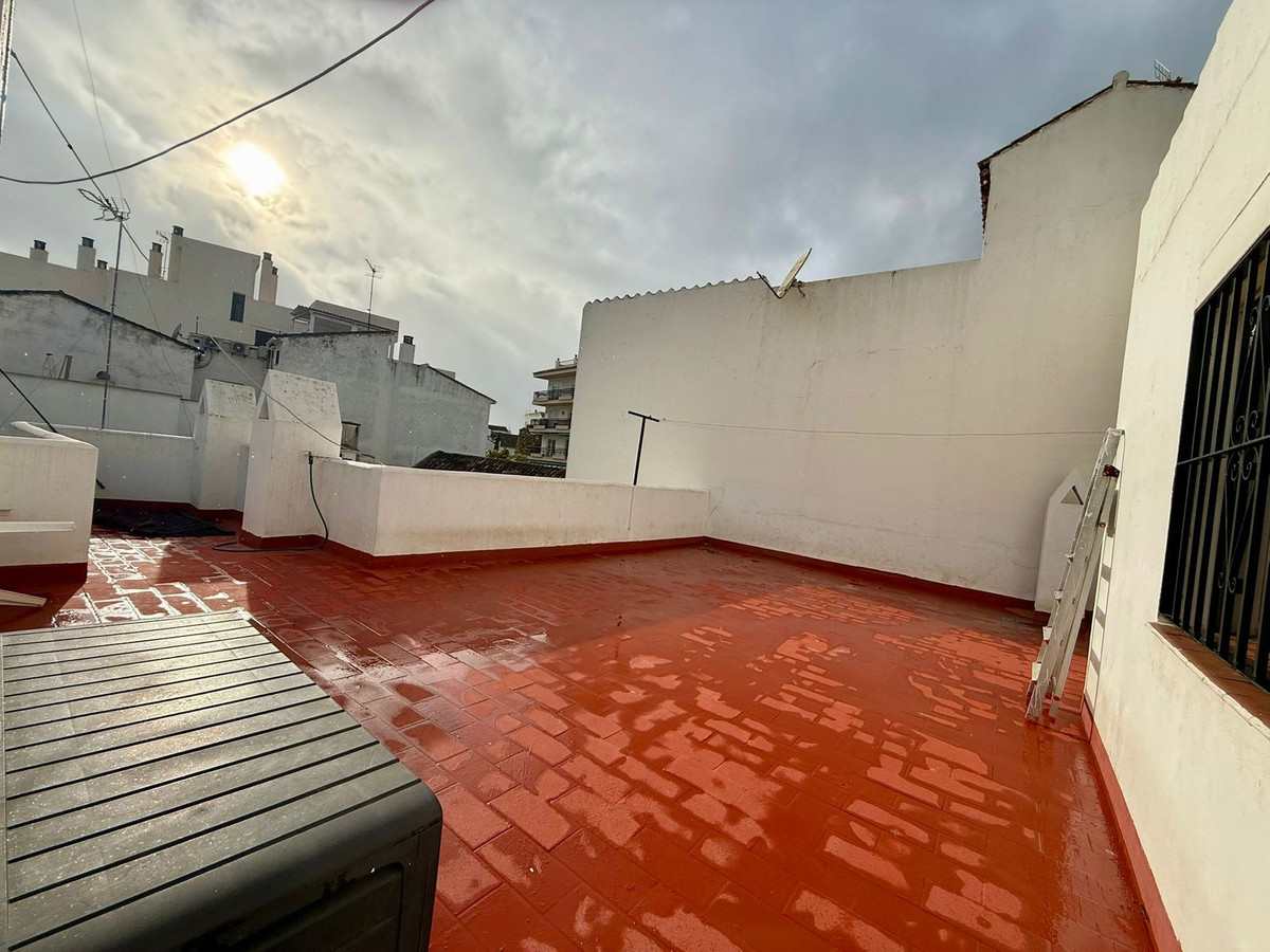 Appartement te koop in Estepona | 4 slaapkamers H5294788