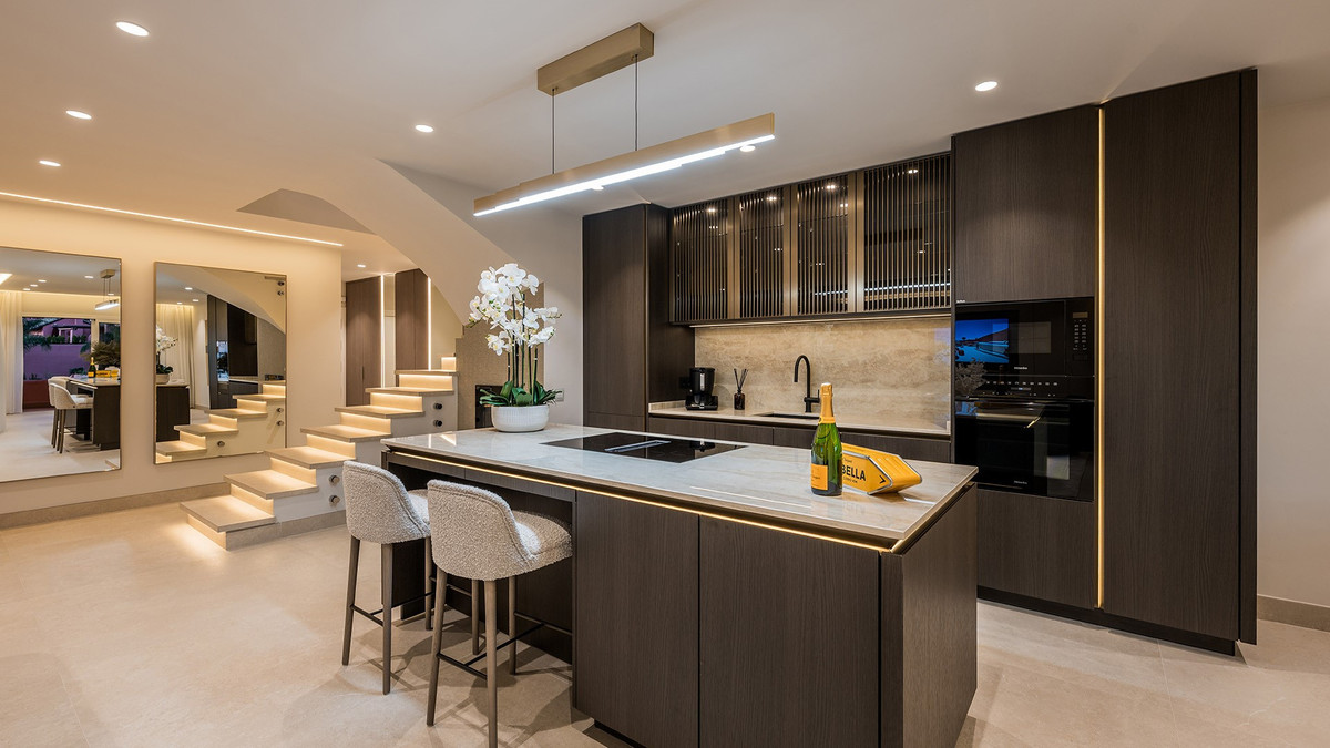 Appartement te koop in Estepona | 3 slaapkamers H5295055