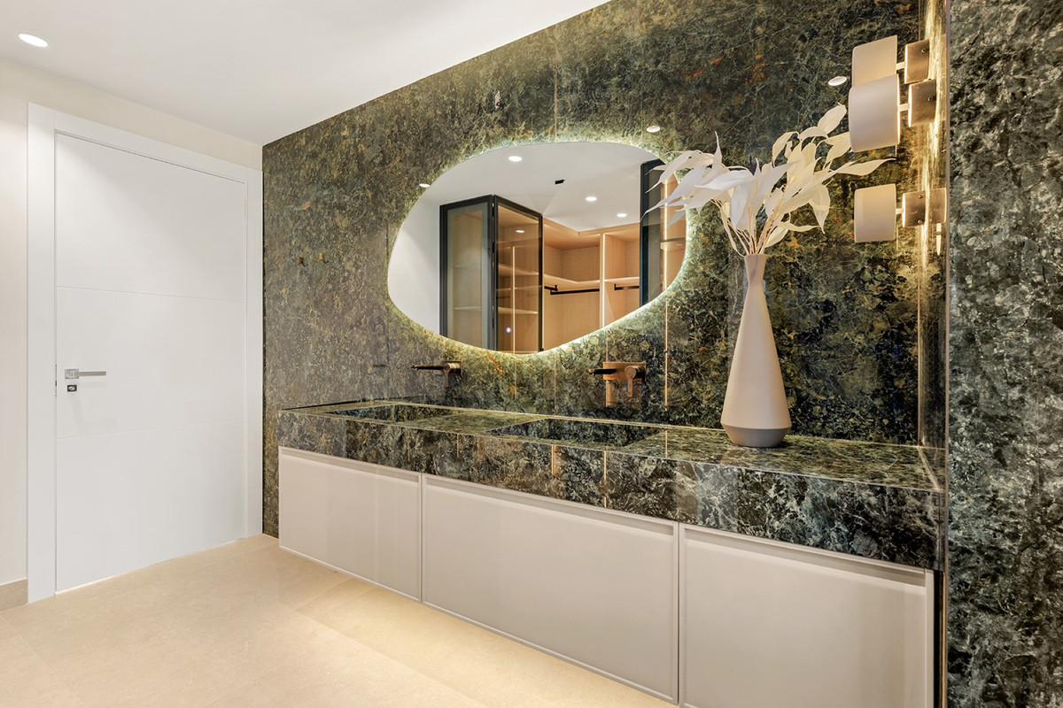 Appartement te koop in Estepona | 3 slaapkamers H5295055