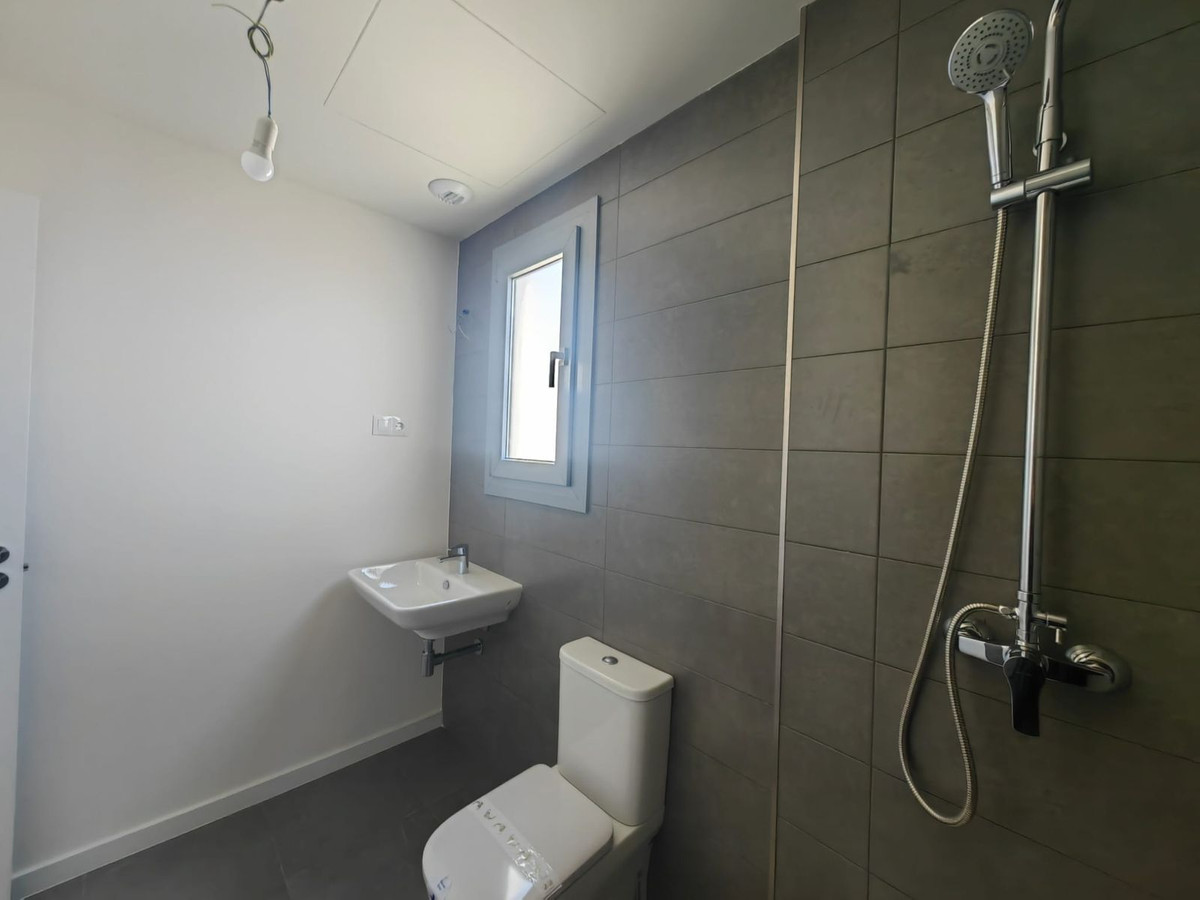 Penthouse te koop in Estepona | 2 slaapkamers H5295277