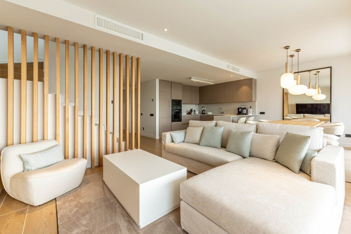 Penthouse te koop in Estepona | 3 slaapkamers H5295730