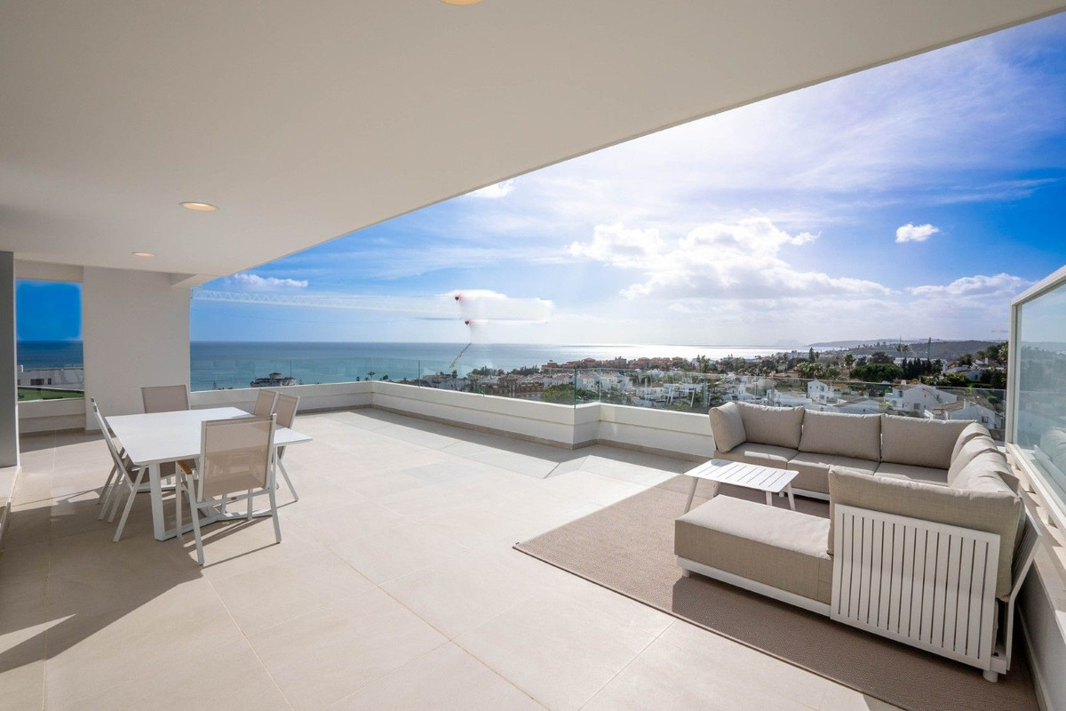 Penthouse te koop in Estepona | 3 slaapkamers H5295730