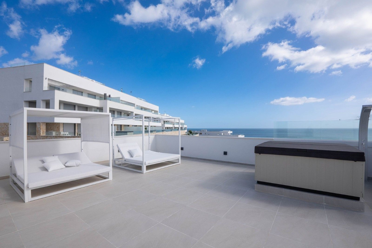 Penthouse te koop in Estepona | 3 slaapkamers H5295730