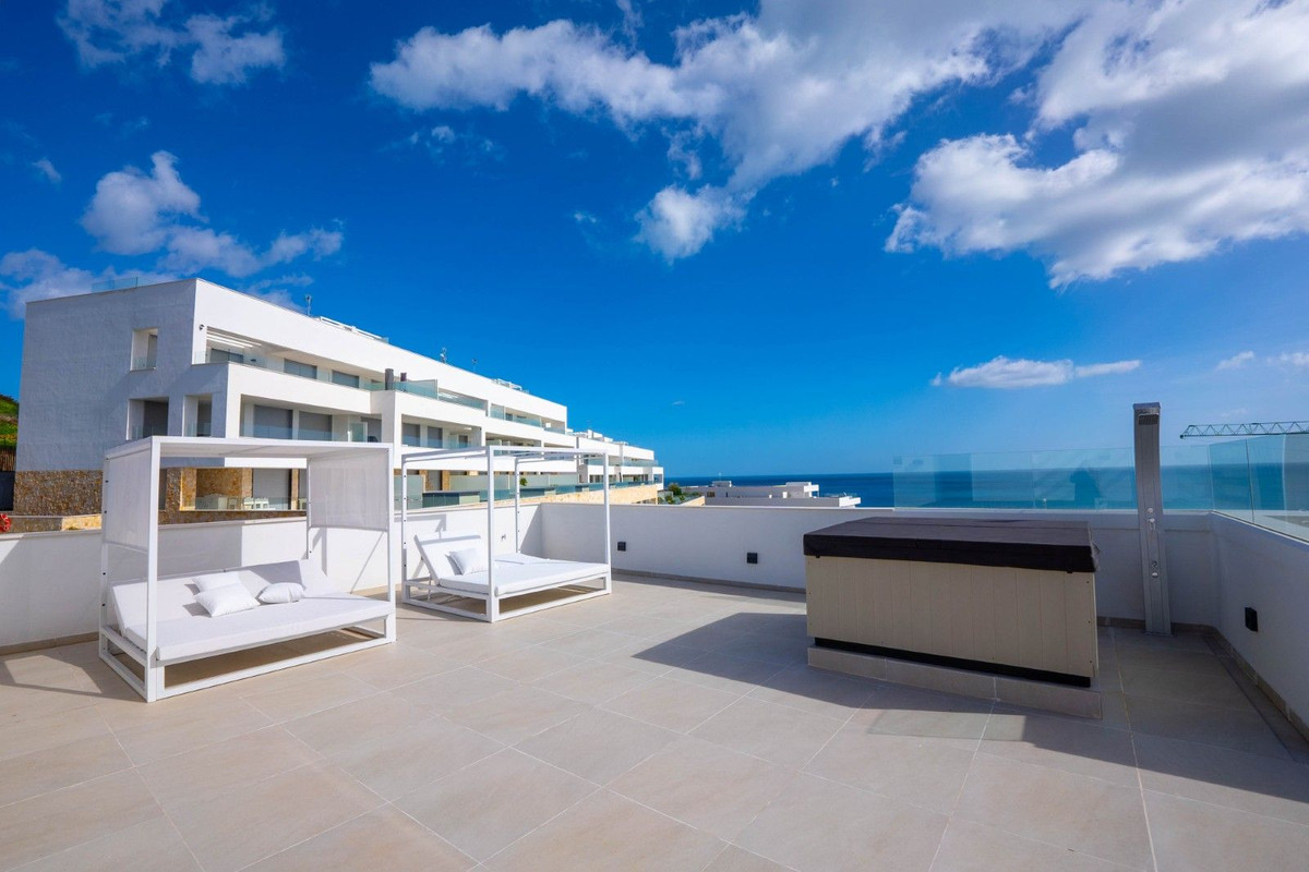 Penthouse te koop in Estepona | 3 slaapkamers H5295730