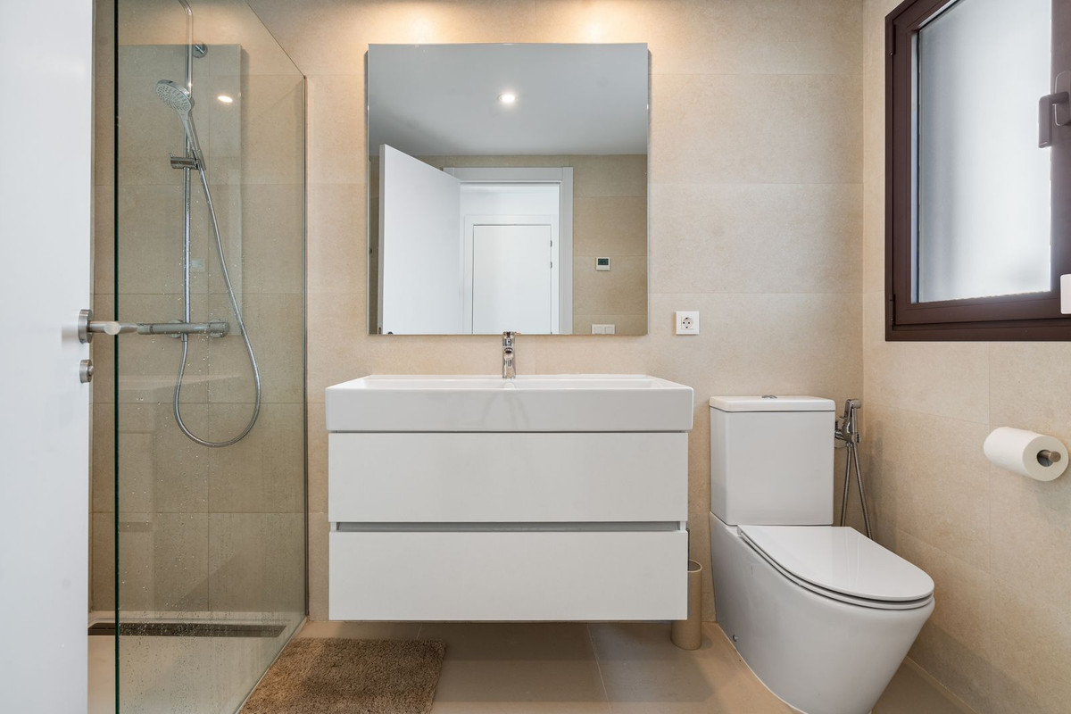 Penthouse te koop in Estepona | 3 slaapkamers H5295775