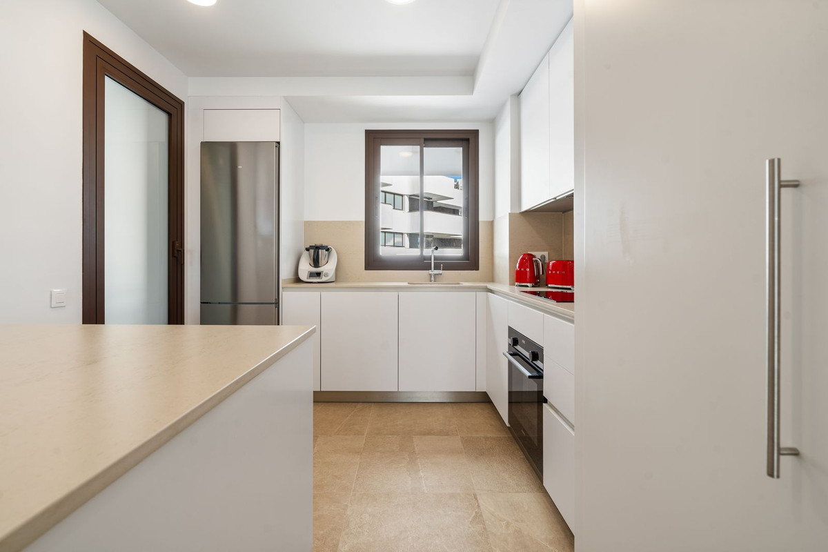 Penthouse te koop in Estepona | 3 slaapkamers H5295775