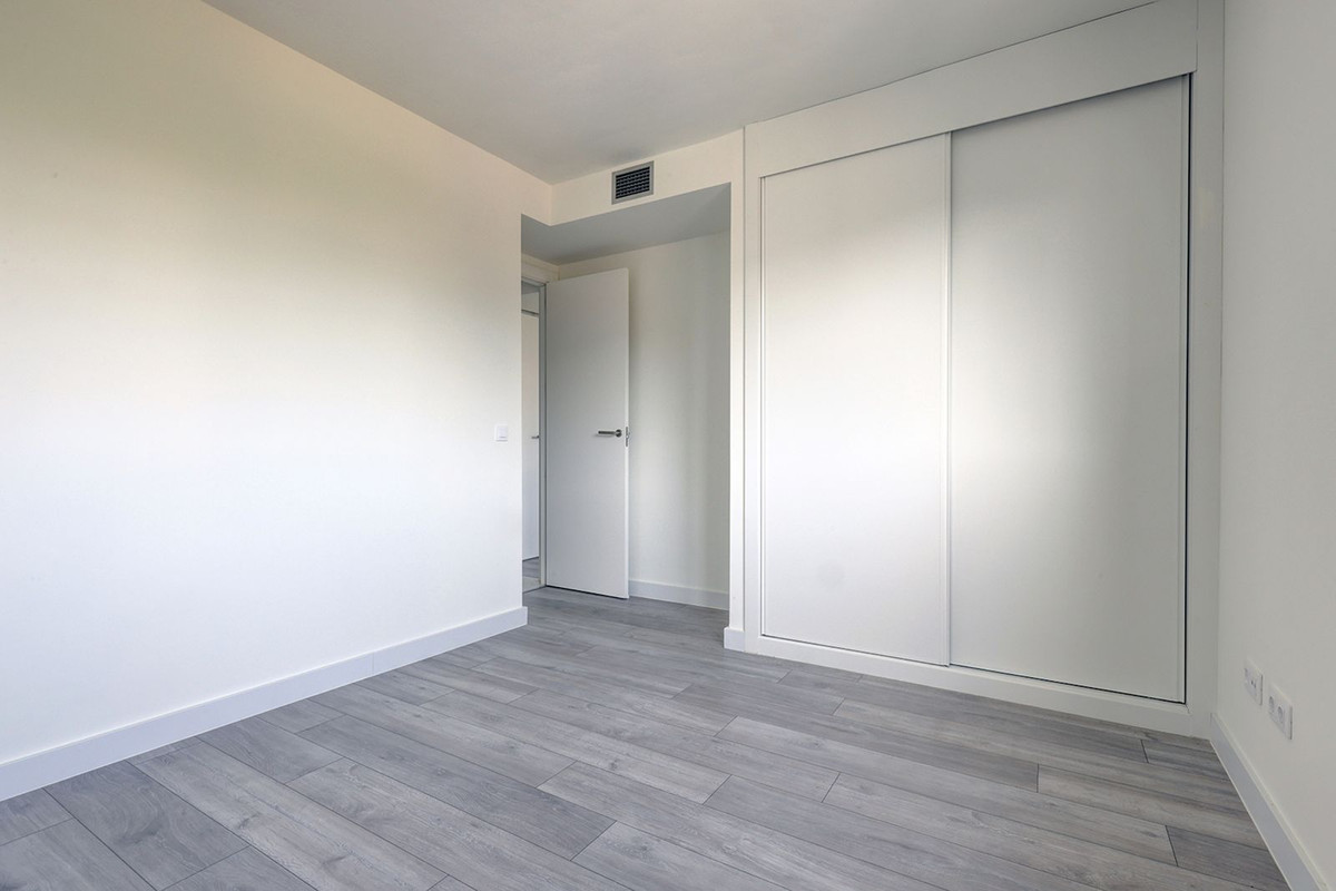 Penthouse te koop in Estepona | 3 slaapkamers H5295823